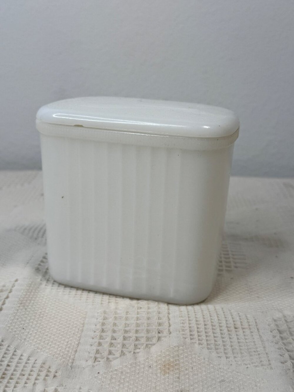 Vintage 1940s Hazel Atlas Milk Glass Covered Refrigerator Dish Retro Kitchen